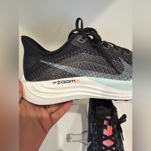 BRAND NEW NIKE Pegasus Plus Women’s Running sneakers Size 7.5 - Picture 4 of 5